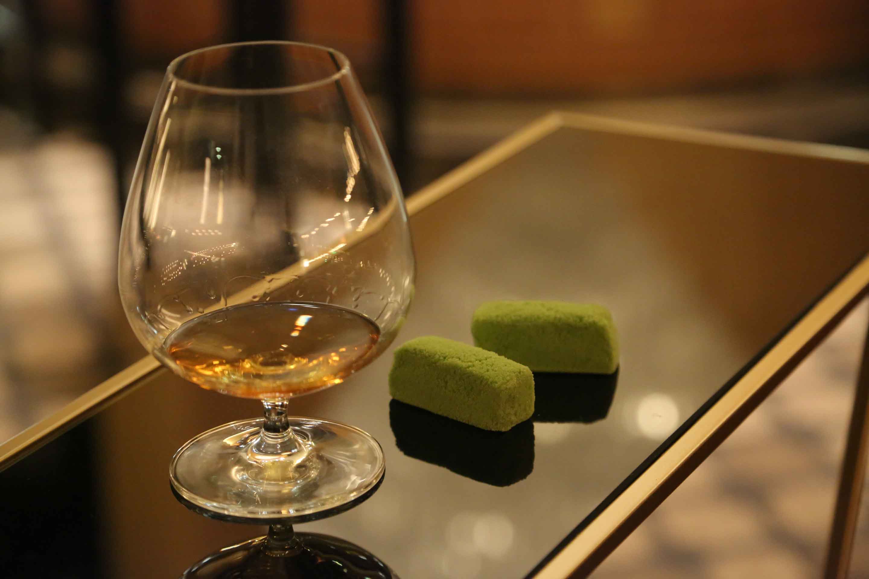 La logique changeante des accords avec les wagashi japonais.